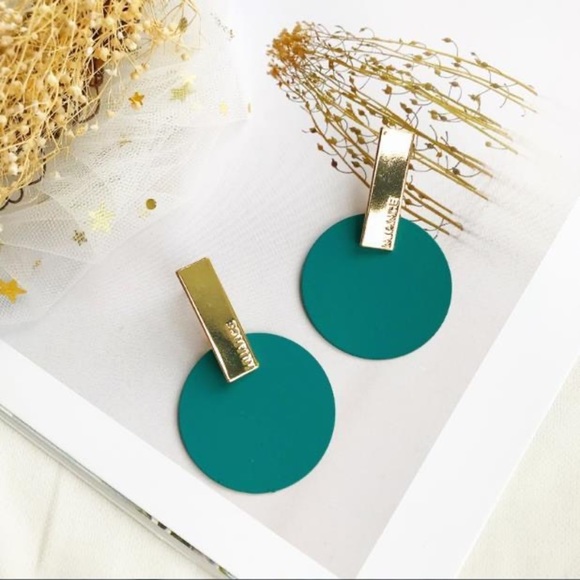 Turquoise Acrylic Geometric Circle Dangle Earrings - Picture 1 of 2